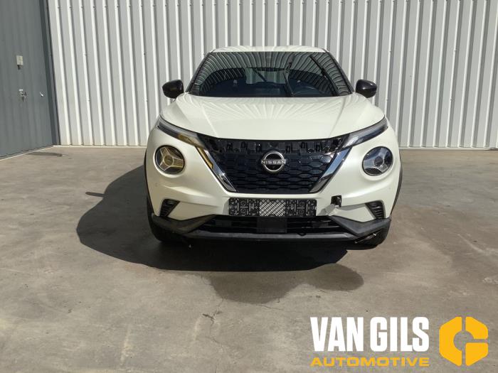 Nissan Juke 1.6 Hybrid 16V Sloopvoertuig (2023, Wit)