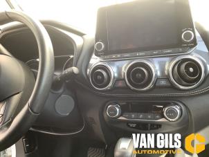 Nissan Juke 1.6 Hybrid 16V Sloopvoertuig (2023, Wit)