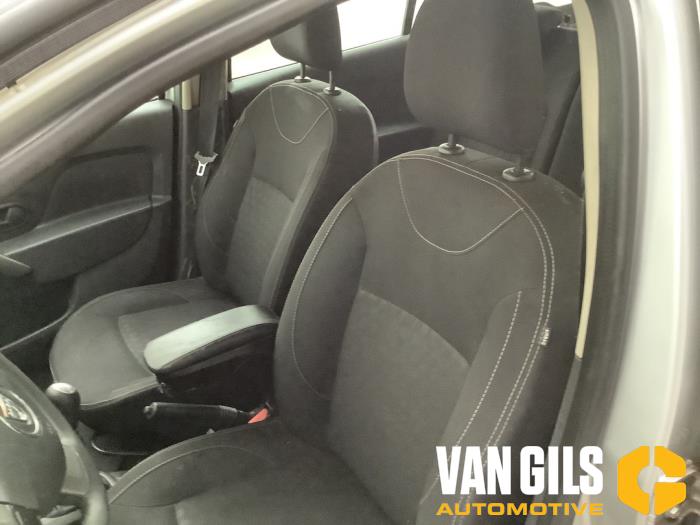 Dacia Logan MCV II/Sandero Wagon 0.9 TCE 12V Schadevoertuig (2014, Grijs)