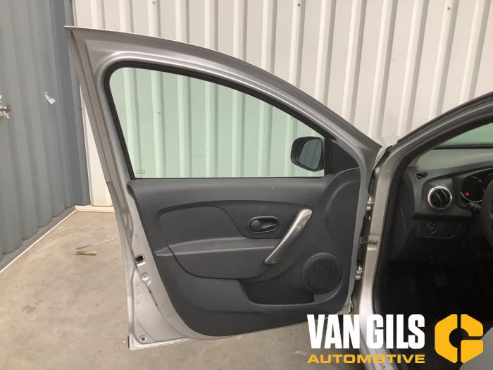 Dacia Logan MCV II/Sandero Wagon 0.9 TCE 12V Schadevoertuig (2014, Grijs)
