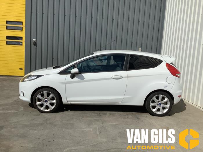 Ford Fiesta 6 1.25 16V Sloopvoertuig (2011, Wit)