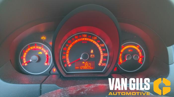 Kia Cee'd Sporty Wagon 1.4 16V Sloopvoertuig (2011, Zwart)