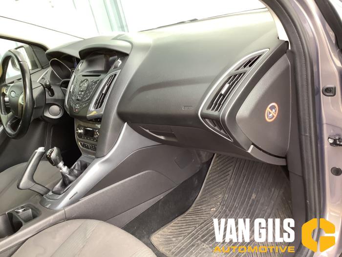 Ford Focus 3 Wagon 1.0 Ti-VCT EcoBoost 12V 125 Sloopvoertuig (2014, Bruin)