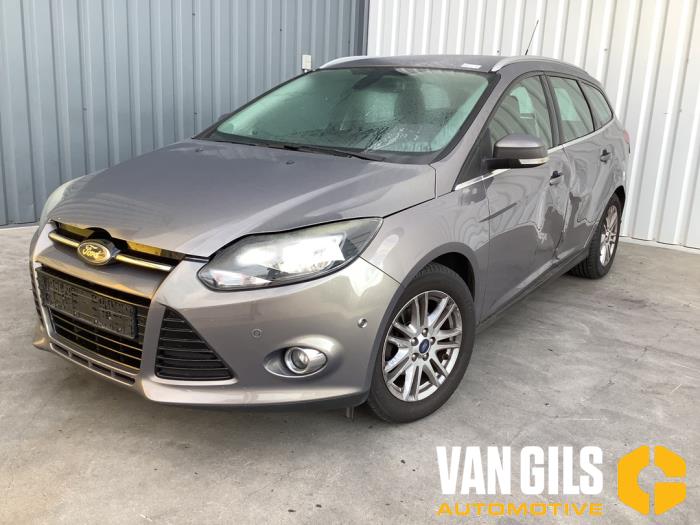 Ford Focus 3 Wagon 1.0 Ti-VCT EcoBoost 12V 125 Sloopvoertuig (2014, Bruin)