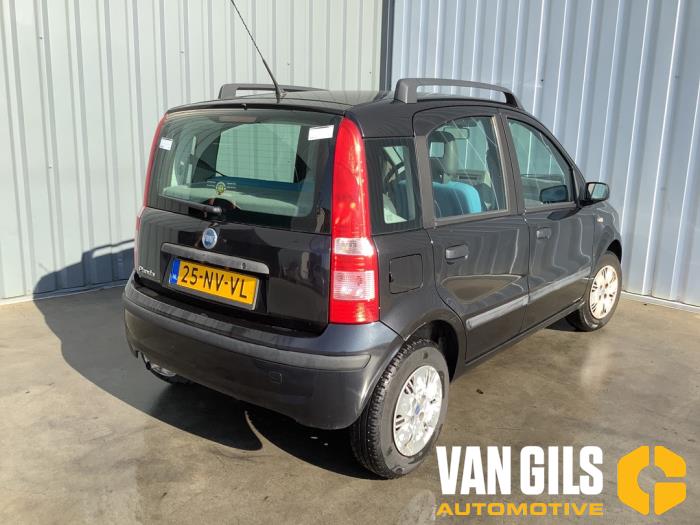 Fiat Panda 1.2 Fire Schadevoertuig (2004, Zwart)