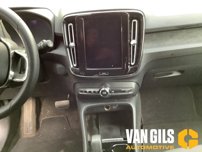 Volvo XC40 Recharge 70 kWh Sloopvoertuig (2022, Zwart)