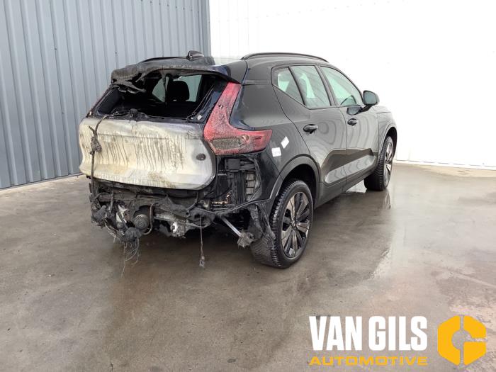 Volvo XC40 Recharge 70 kWh Sloopvoertuig (2022, Zwart)
