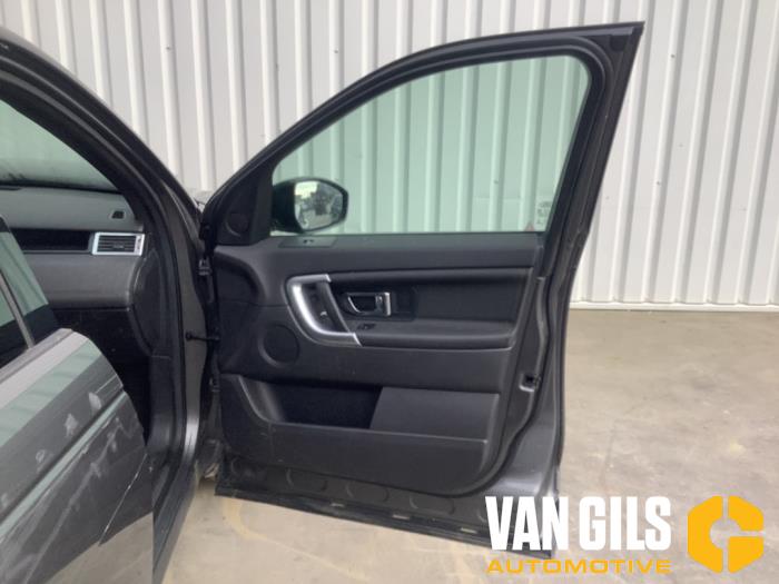 Landrover Discovery Sport 2.0 TD4 180 16V Sloopvoertuig (2018, Grijs)