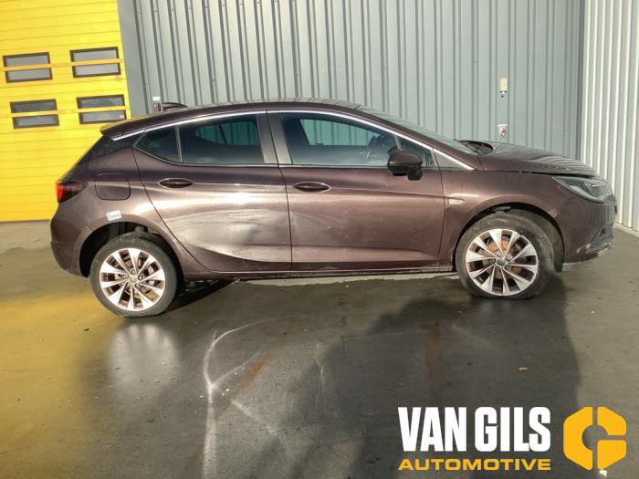 Opel Astra K 1.4 Turbo 16V Sloopvoertuig (2018, Bruin)