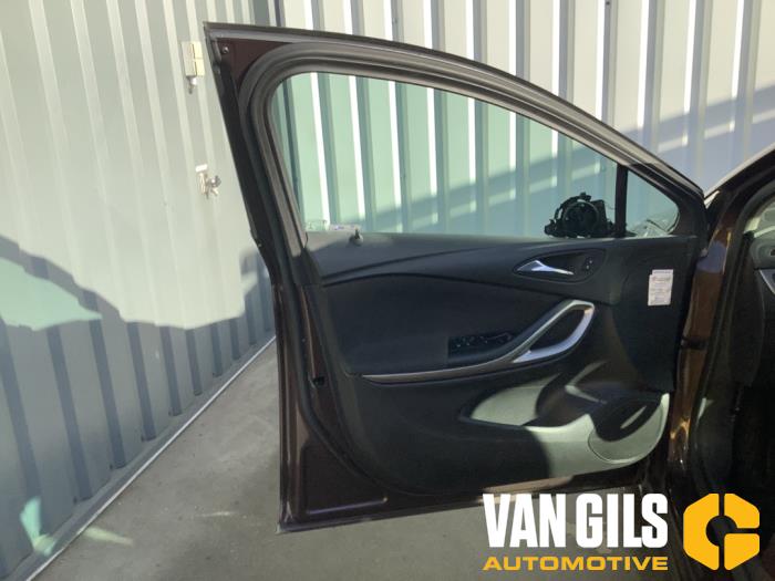 Opel Astra K 1.4 Turbo 16V Sloopvoertuig (2018, Bruin)