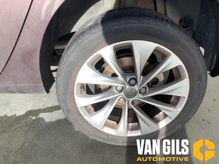 Opel Astra K 1.4 Turbo 16V Sloopvoertuig (2018, Bruin)