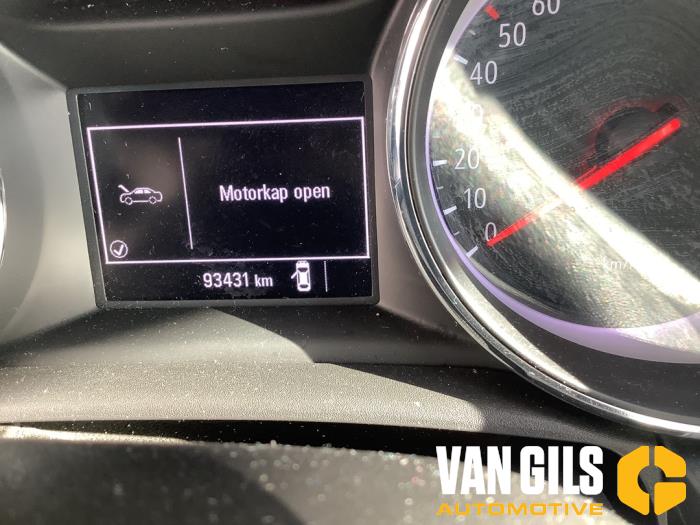 Opel Astra K 1.4 Turbo 16V Sloopvoertuig (2018, Bruin)