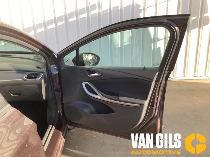 Opel Astra K 1.4 Turbo 16V Sloopvoertuig (2018, Bruin)