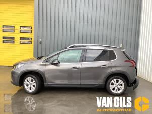 Peugeot 2008 1.2 12V e-THP PureTech 110  (Schade)