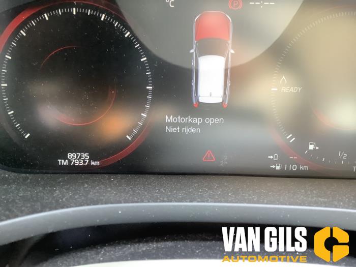 Volvo XC60 II 2.0 T8 16V Recharge, Twin Engine AWD Sloopvoertuig (2020, Zwart)