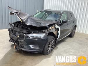Volvo XC60 II 2.0 T8 16V Recharge, Twin Engine AWD Sloopvoertuig (2020, Zwart)