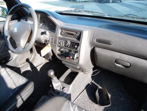 Peugeot 106 II 1.1 XN,XR,XT,Accent Sloopvoertuig (2003, Blauw)