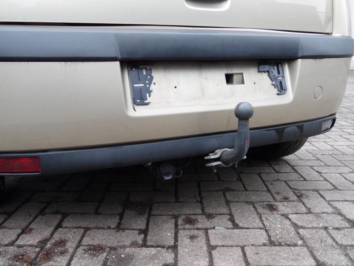 Citroen C4 Berline 1.6 HDi 16V Sloopvoertuig (2005, Beige)