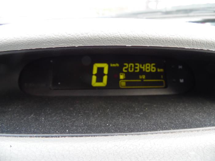 Renault Twingo 1.2 Sloopvoertuig (2000, Zwart)