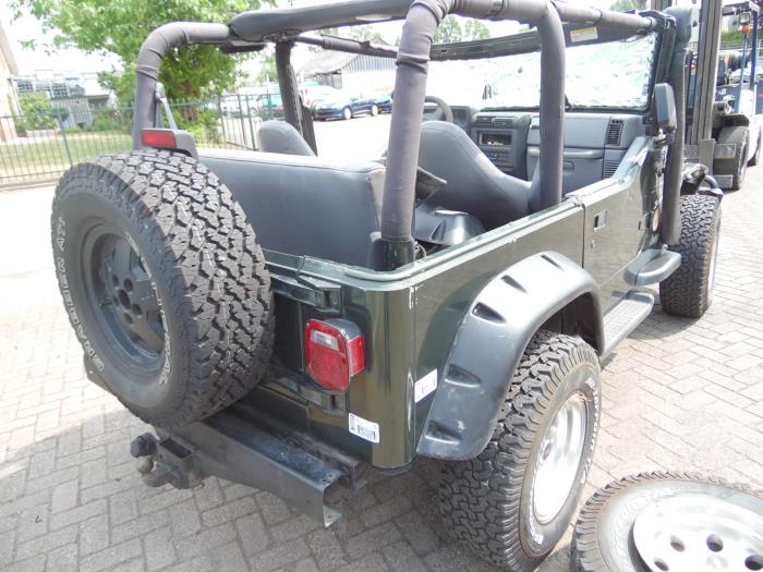 Jeep Wrangler 4.0 4x4 Sloopvoertuig (1997, Groen)