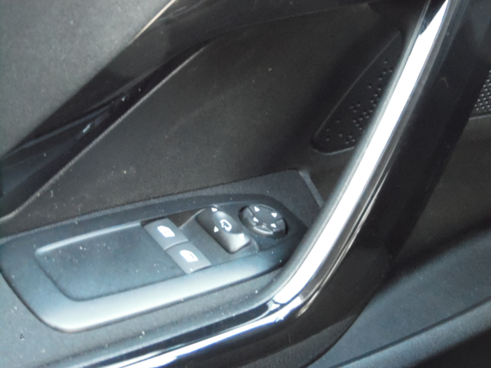 Peugeot 208 I 1.2 Vti 12V PureTech 82 Sloopvoertuig (2012, Bruin)