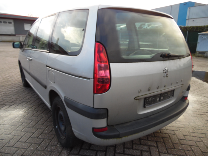 Peugeot 807 2.2 HDiF 16V Sloopvoertuig (2003, Grijs)