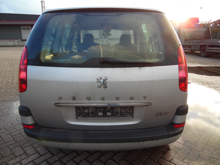 Peugeot 807 2.2 HDiF 16V Sloopvoertuig (2003, Grijs)