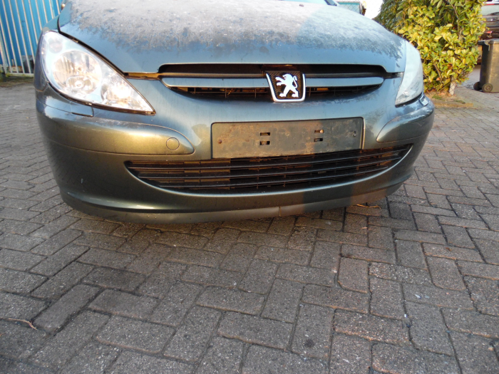 Peugeot 307 CC 2.0 16V Sloopvoertuig (2004, Grijs)