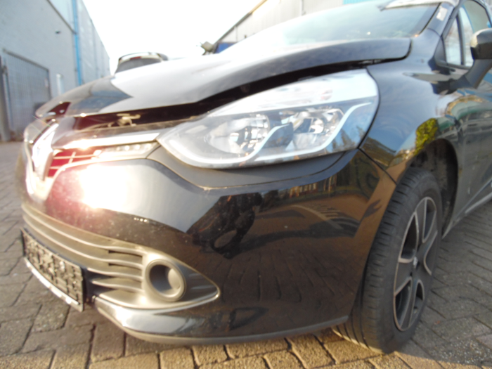 Renault Clio IV 1.5 dCi 90 FAP Sloopvoertuig (2015, Zwart)