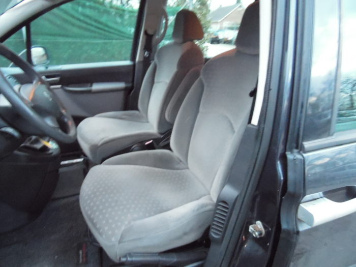 Peugeot 807 2.2 HDiF 16V Sloopvoertuig (2003, Grijs)