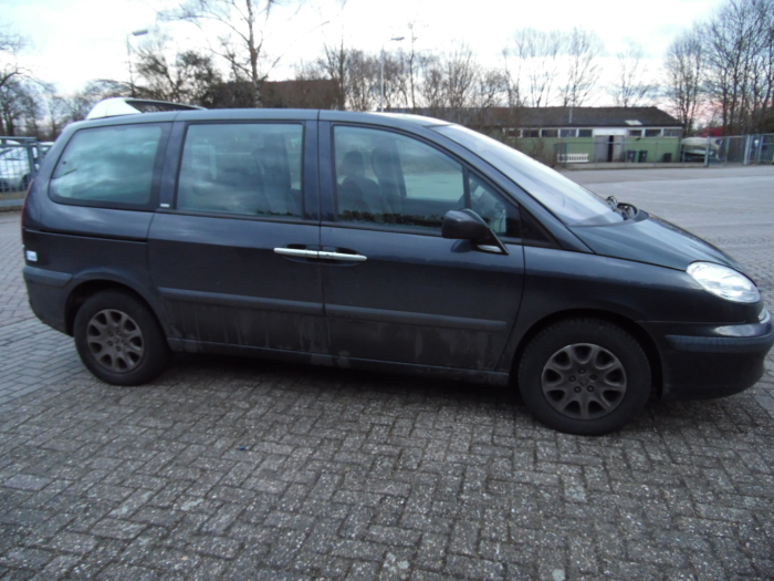 Peugeot 807 2.2 HDiF 16V Sloopvoertuig (2003, Grijs)