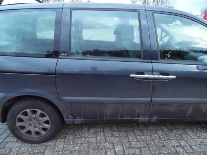 Peugeot 807 2.2 HDiF 16V Sloopvoertuig (2003, Grijs)