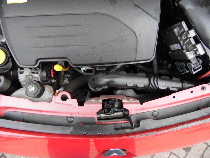 Renault Twingo II 1.2 16V LEV Sloopvoertuig (2011, Rood)