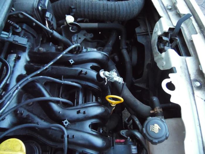 Renault Twingo II 1.2 Sloopvoertuig (2008, Geel)