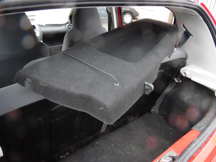 Peugeot 107 1.0 12V Sloopvoertuig (2008, Rood)