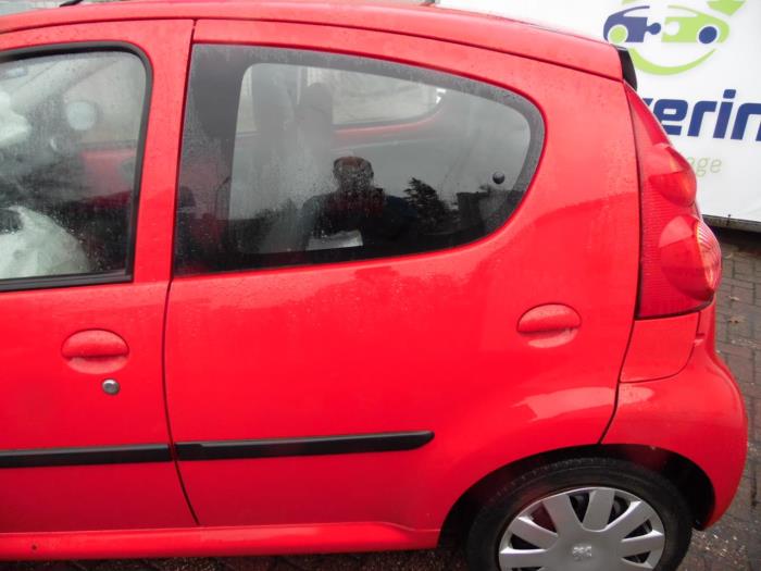 Peugeot 107 1.0 12V Sloopvoertuig (2008, Rood)