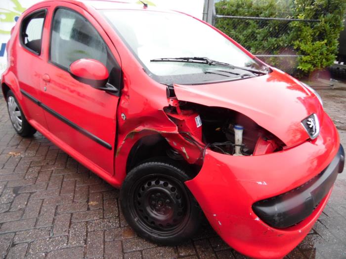 Peugeot 107 1.0 12V Sloopvoertuig (2008, Rood)