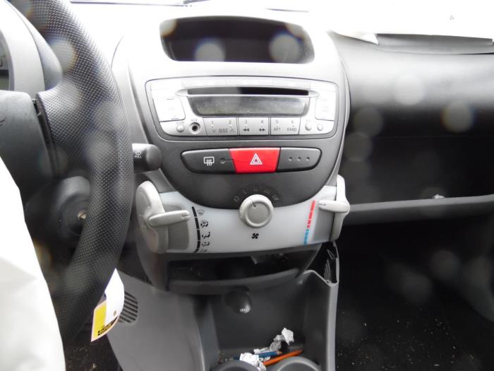 Peugeot 107 1.0 12V Sloopvoertuig (2008, Rood)