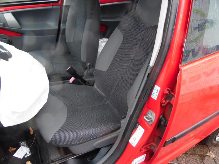 Peugeot 107 1.0 12V Sloopvoertuig (2008, Rood)