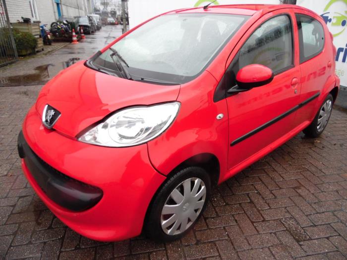 Peugeot 107 1.0 12V Sloopvoertuig (2008, Rood)