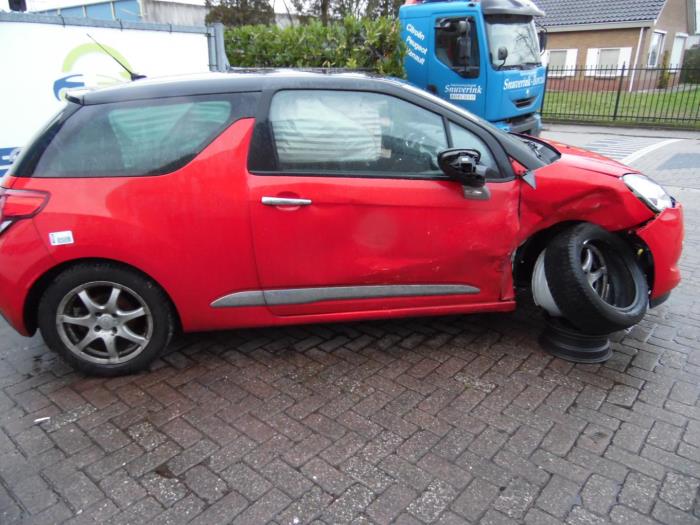 Citroen DS3 1.6 e-HDi Sloopvoertuig (2011, Rood)