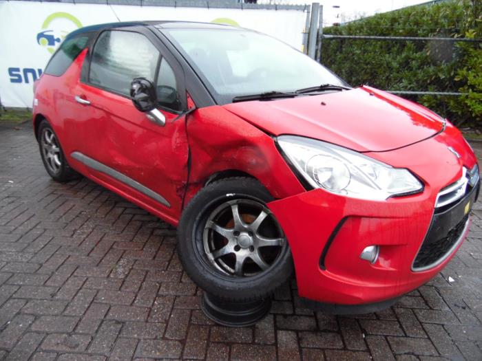 Citroen DS3 1.6 e-HDi Sloopvoertuig (2011, Rood)