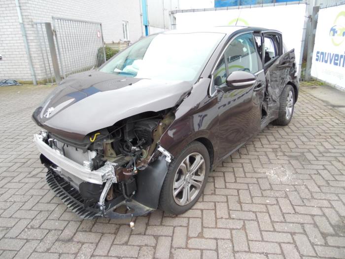 Peugeot 208 I 1.6 Vti 16V Sloopvoertuig (2013, Bruin)