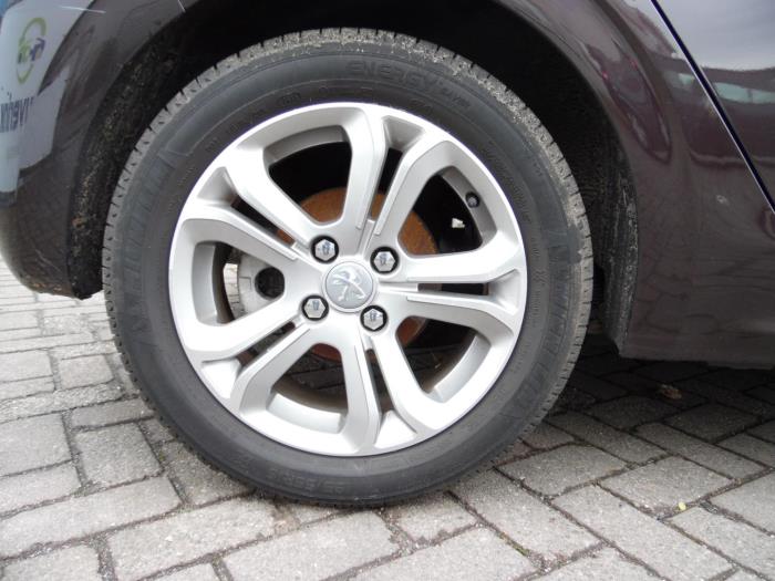 Peugeot 208 I 1.6 Vti 16V Sloopvoertuig (2013, Bruin)