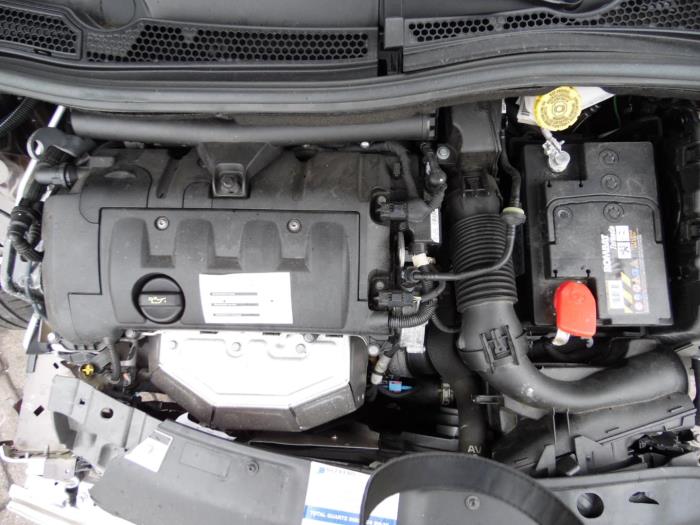 Peugeot 208 I 1.6 Vti 16V Sloopvoertuig (2013, Bruin)