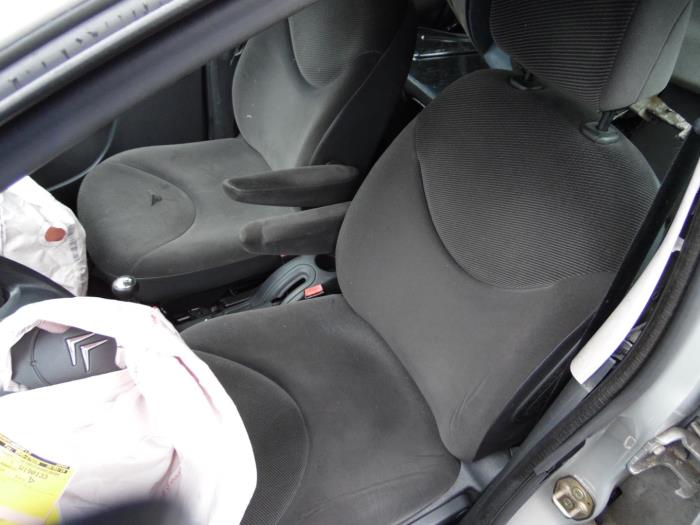 Citroen C3 1.4 Sloopvoertuig (2006, Beige)