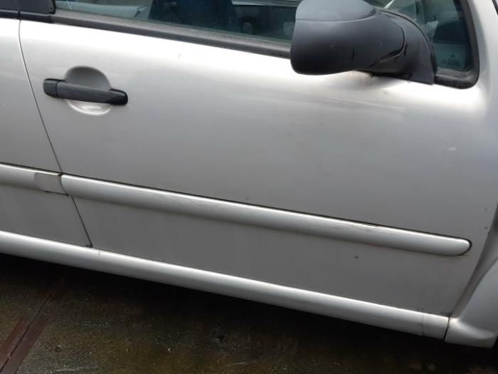 Citroen C3 1.4 Sloopvoertuig (2006, Beige)