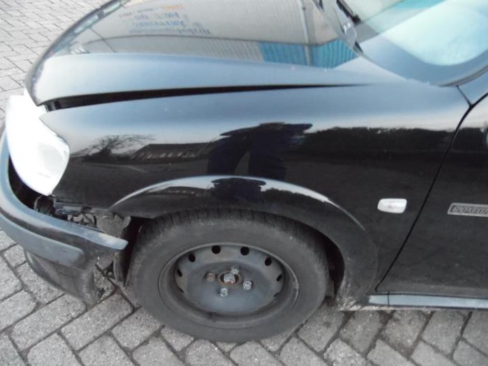 Peugeot 106 II 1.1 XN,XR,XT,Accent Sloopvoertuig (2000, Zwart)