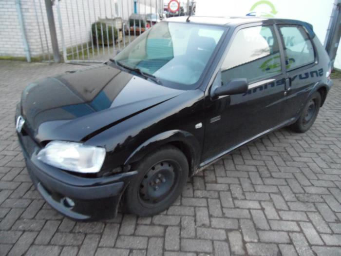 Peugeot 106 II 1.1 XN,XR,XT,Accent Sloopvoertuig (2000, Zwart)