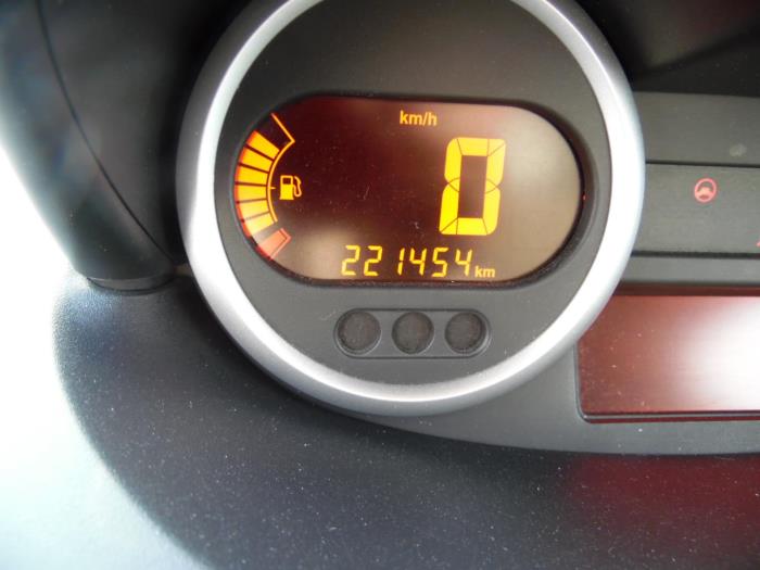 Renault Twingo II 1.5 dCi 90 FAP Sloopvoertuig (2011, Geel)